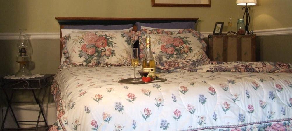 Country Encounters Accommodations Coleman Экстерьер фото