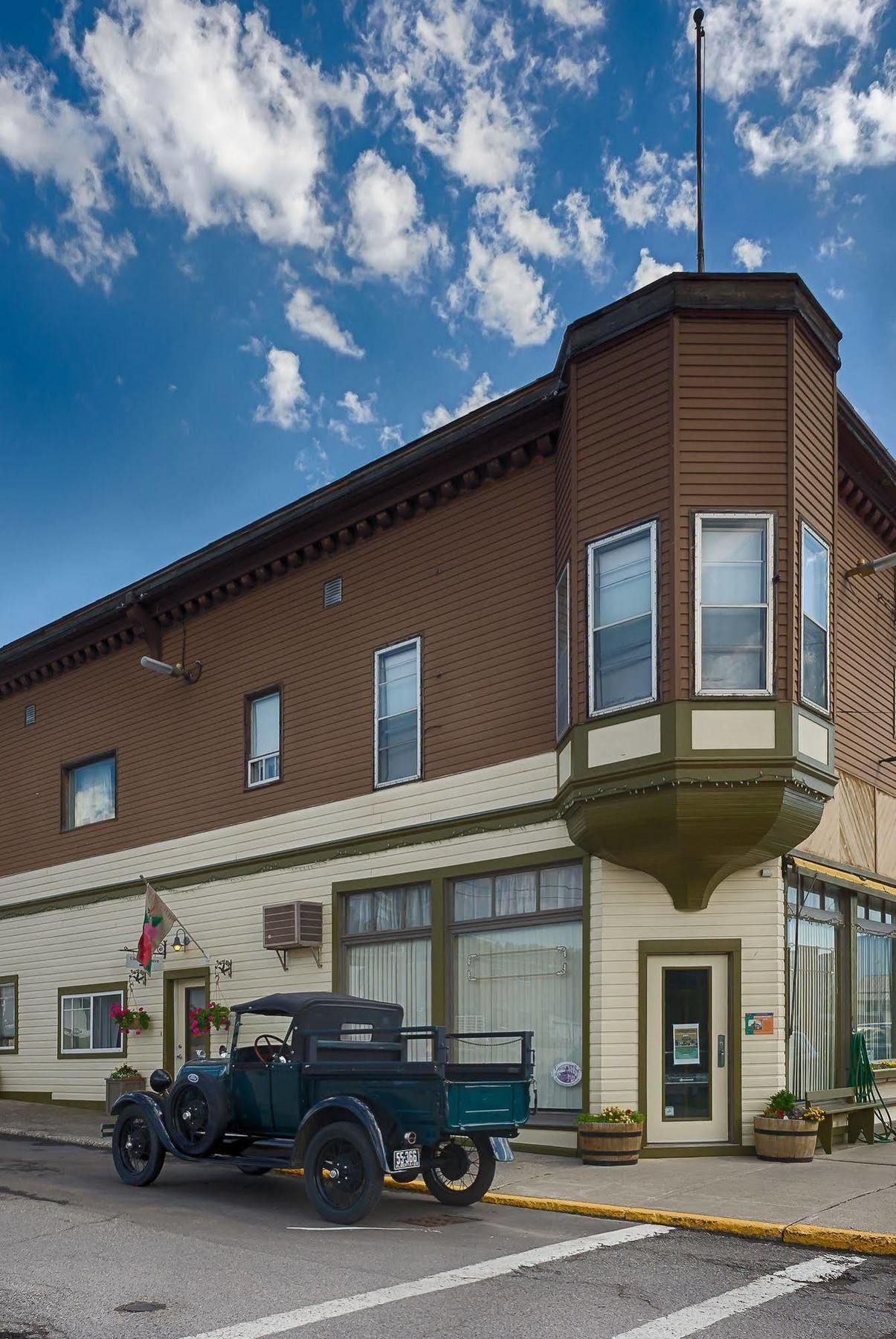 Country Encounters Accommodations Coleman Экстерьер фото